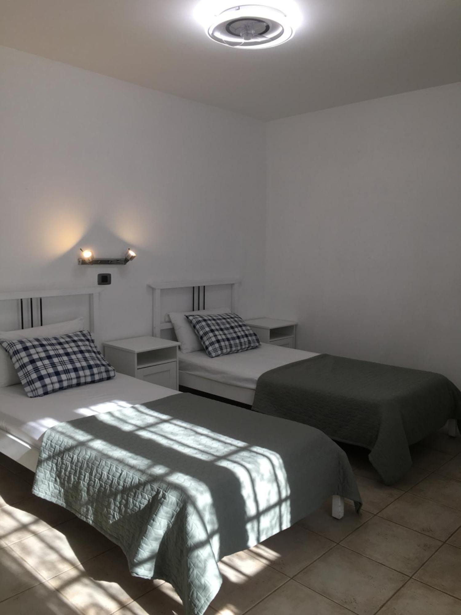Apartamento Familiar Con Piscina Con Wi Fi En Los Cristianos Los Cristianos  Exterior photo